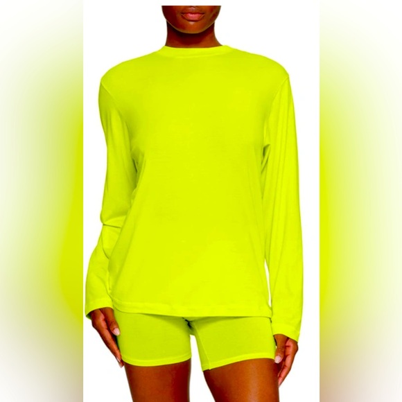 SKIMS Tops - Skims Oversize Boyfriend Neon Green Yellow T- Shirt- NWT